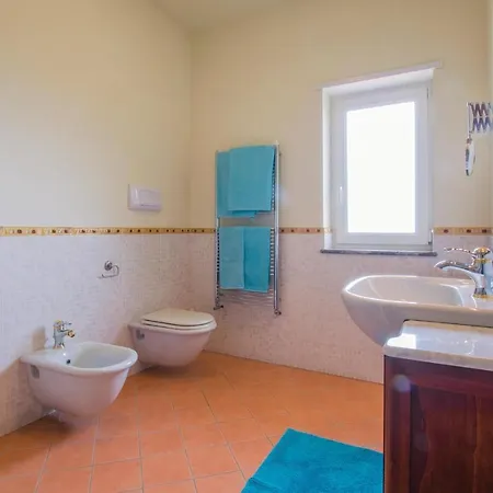 펜션 Marino 토르토라